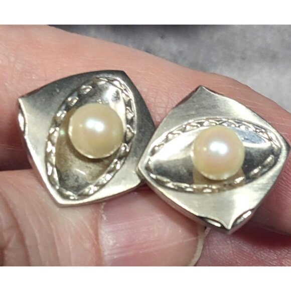 Vintage Engraved Square Silver Tone Cufflinks With Faux Pearl Accents - Picture 8 of 9